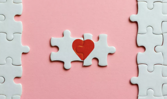 Matrimony App vs. Traditional Matchmaking: Which is Right for You?